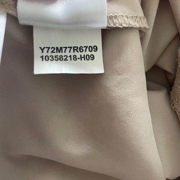 Nine West Dress Beige Blush Lace Overlay Knee Length 3/4 Sleeve Zip Back Sz10 - Picture 12 of 13